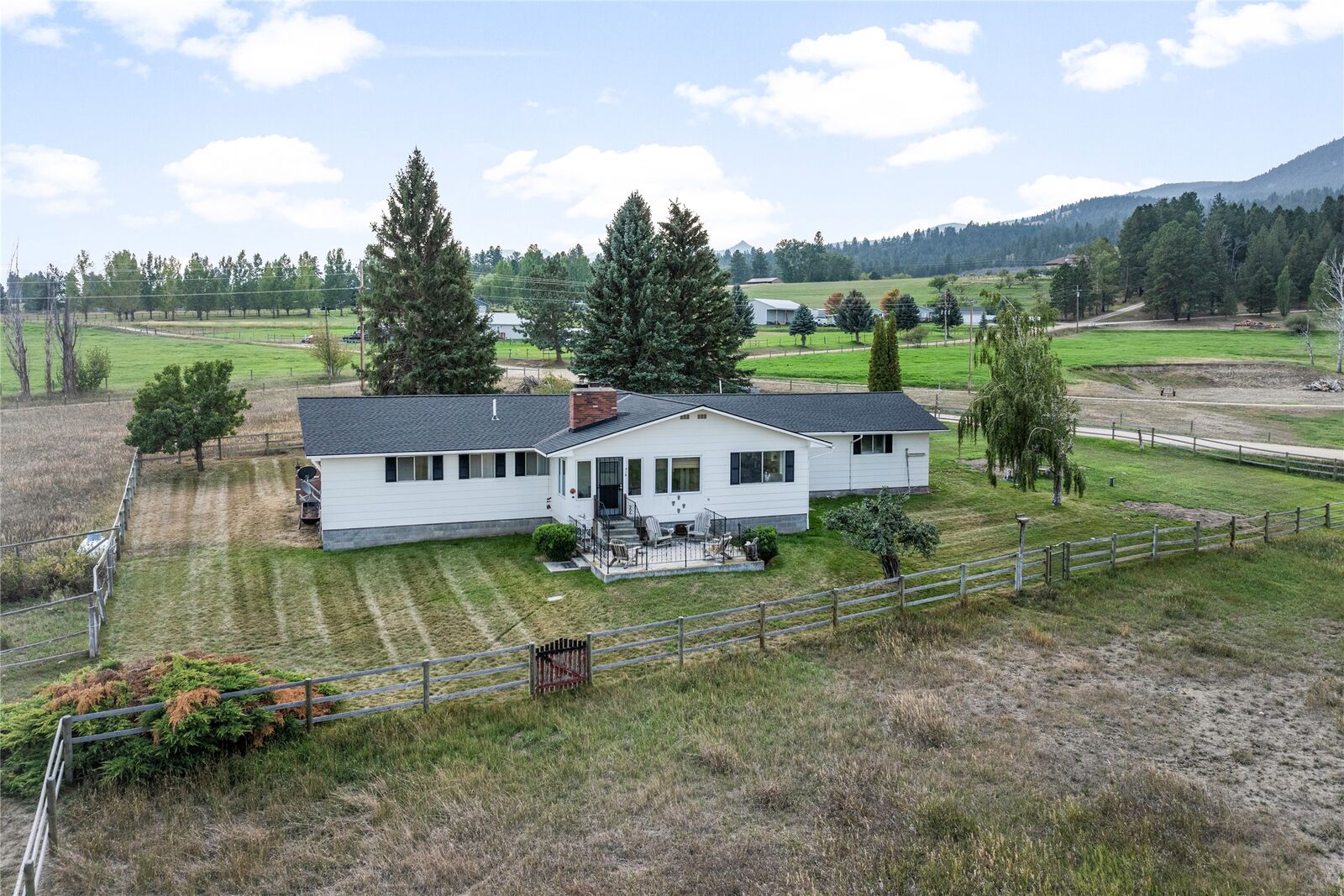 Property Photo:  803 Indian Prairie Loop  MT 59870 