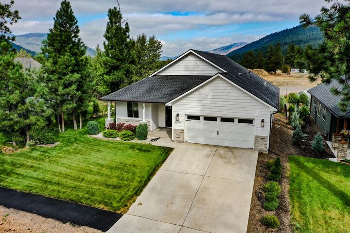 Property Photo: 11596 Ninebark Way MT 59802
