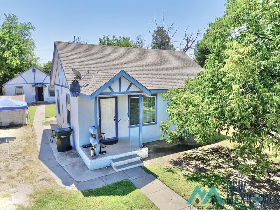 Property Photo:  306 N Mesa Street  NM 88220 