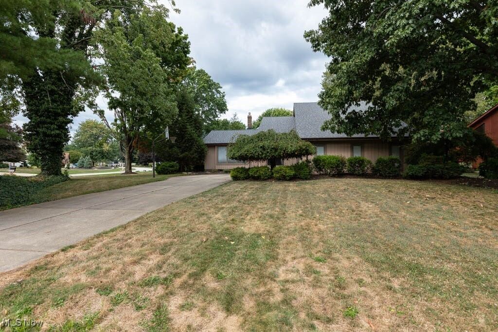 Property Photo: 2051 Kingsborough Drive OH 44077