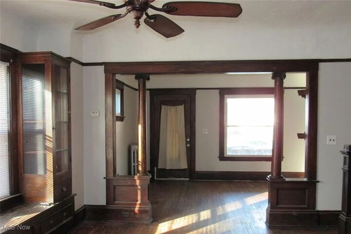 Property Photo: 3407 Daisy Avenue OH 44109