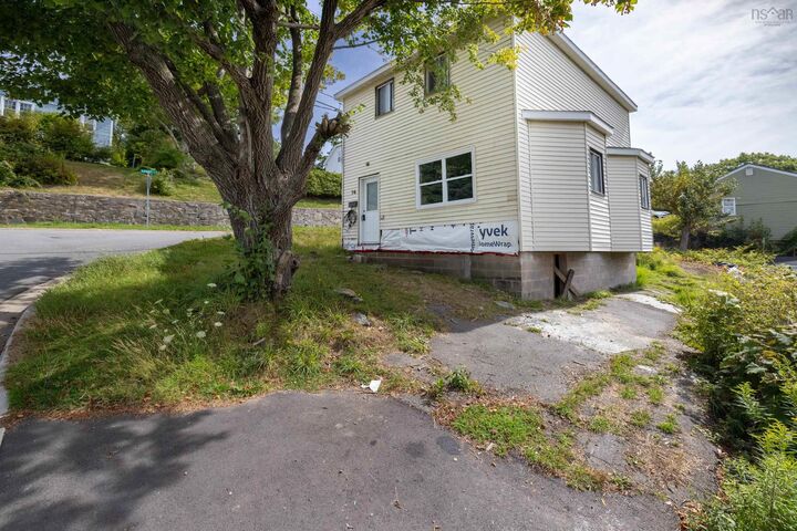 Photo de la propriété: 56 Irving Street NS B2W 1K2