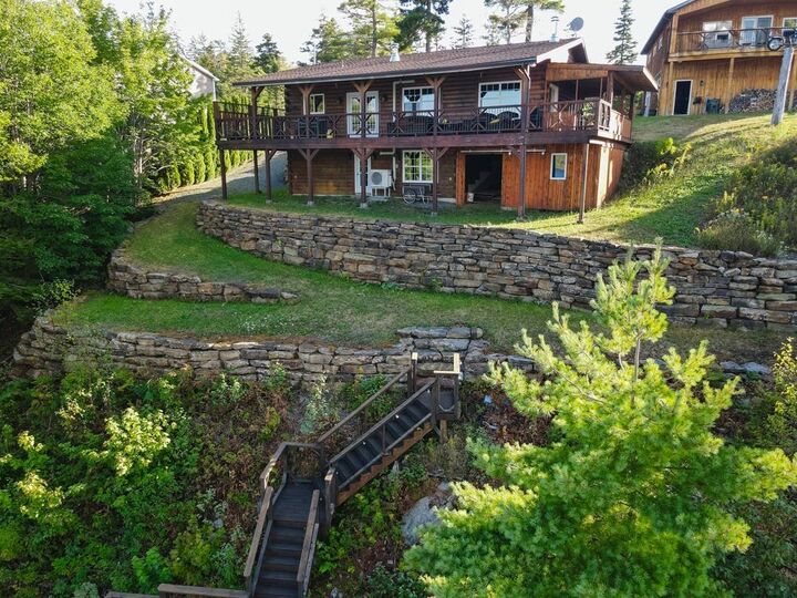 Property Photo: 169 Cockscomb Lake Drive NS B0N 1Z0
