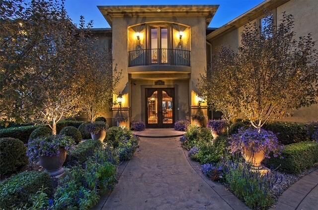 Property Photo:  230 Birch Bluff Road  MN 55331 