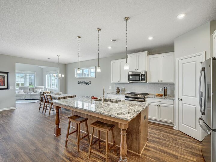 Property Photo:  2710 Kama Avenue NE  MN 55376 