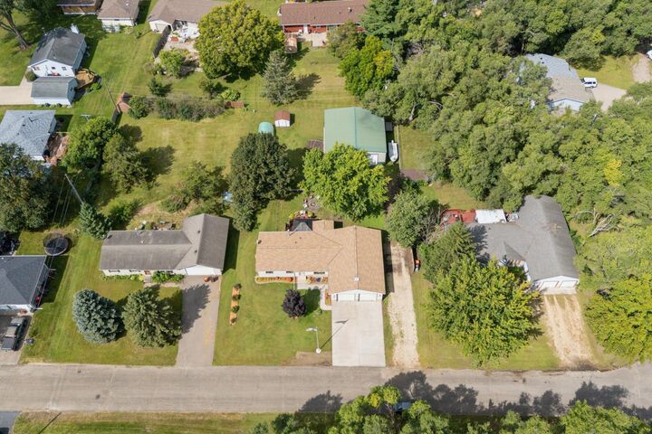 Property Photo: 170 Mississippi Street WI 54021