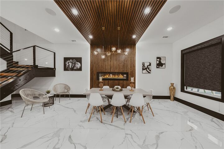 Property Photo:  600 Bella Vista Road  AR 72712 