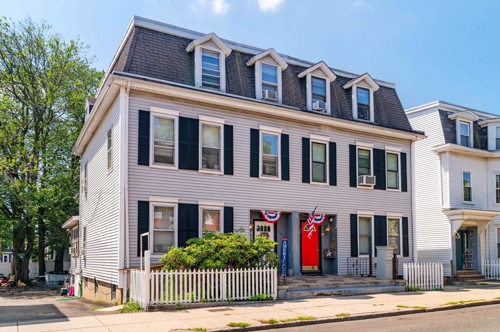 Property Photo:  607 East 7th St  MA 02127 