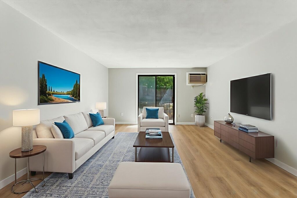 Property Photo: 625 W Lowell Ave 15 MA 01832