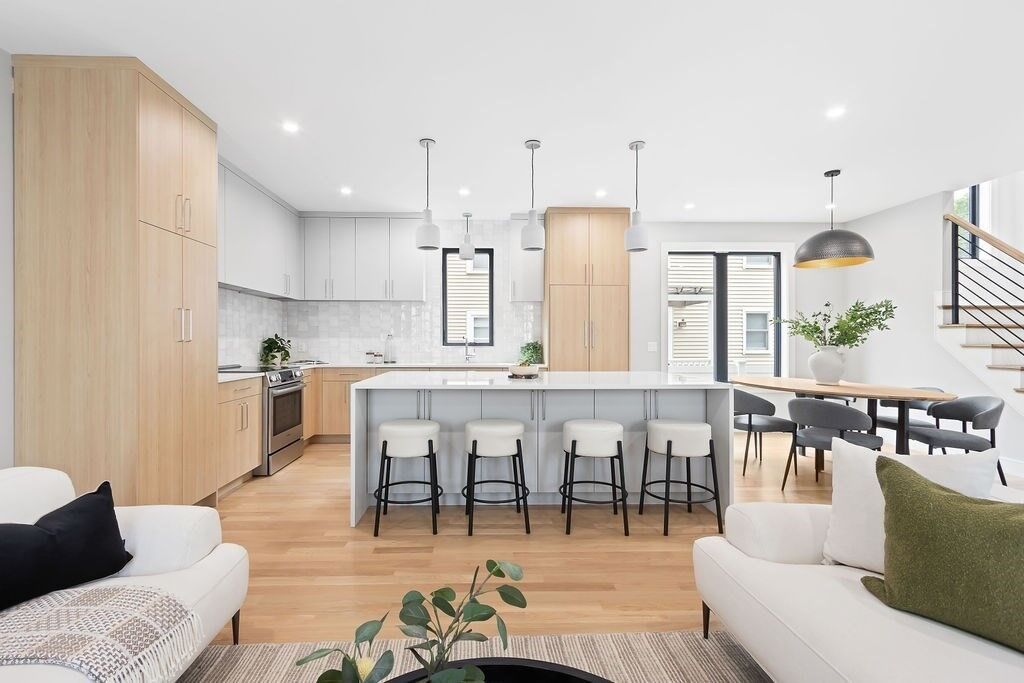 Property Photo:  354 Linwood Ave 1  MA 02460 
