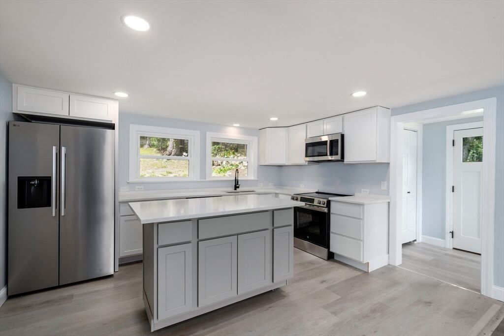 Property Photo: 531 Walpole St MA 02062