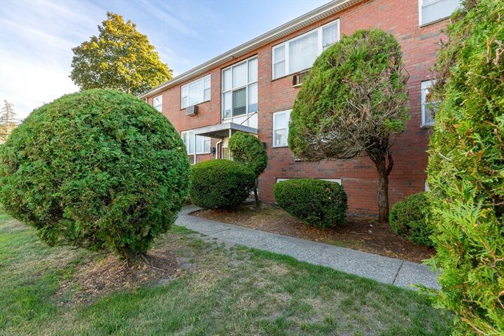 Property Photo:  974 N Main St 3  MA 02368 