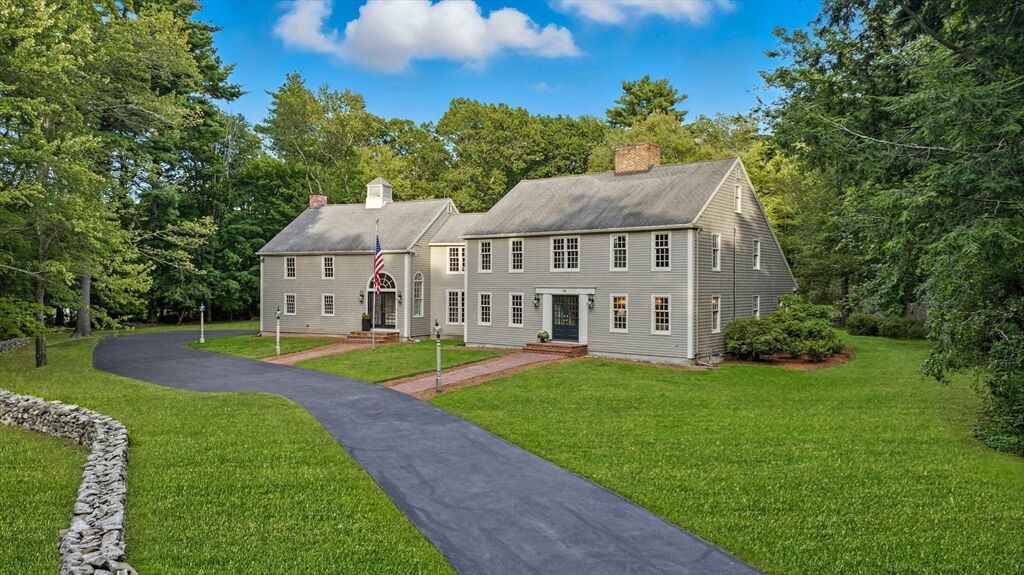 Property Photo: 14 Alderbrook Drive MA 01983