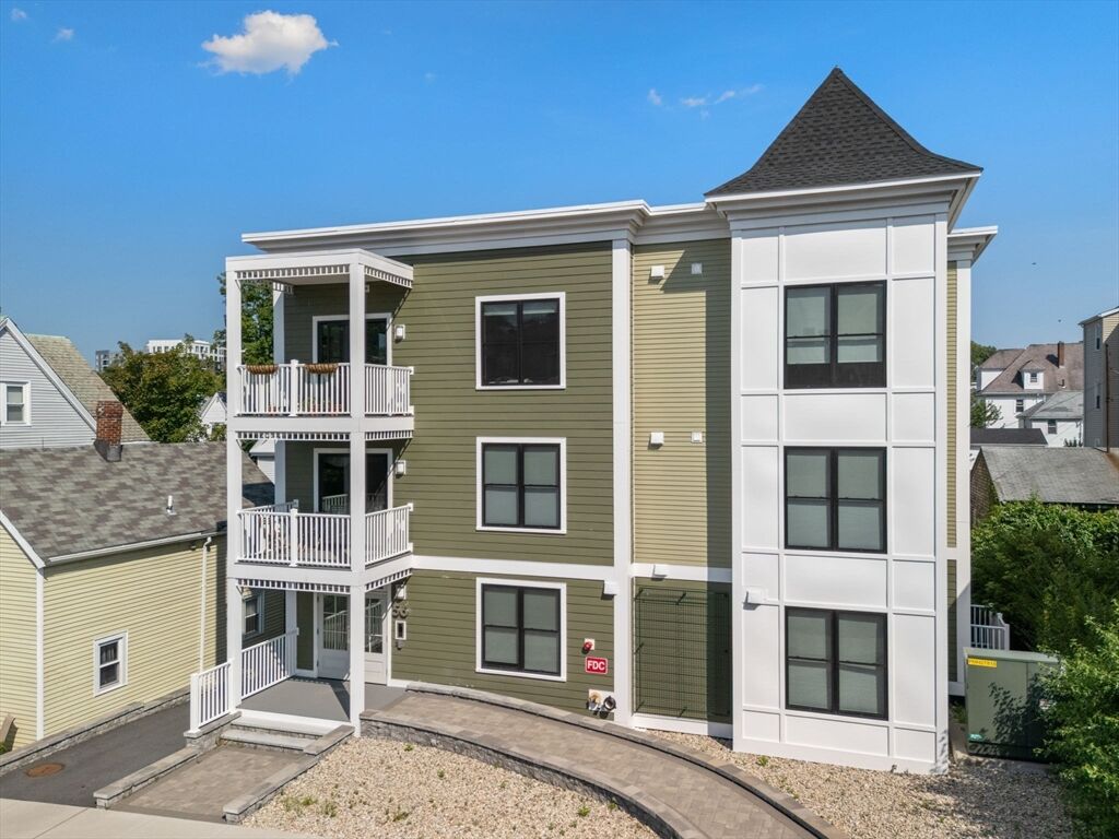 Property Photo: 56 Winship St 302 MA 02135