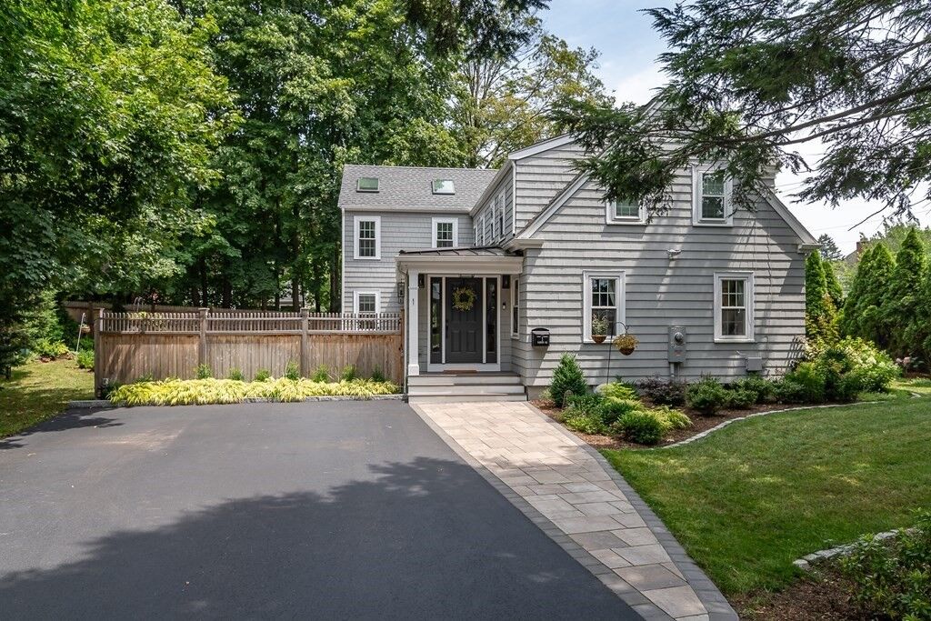 Property Photo: 1 Roberts Rd MA 02481