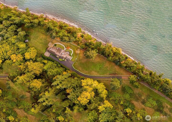 Property Photo: 4486 Villarreal Lane WA 98277