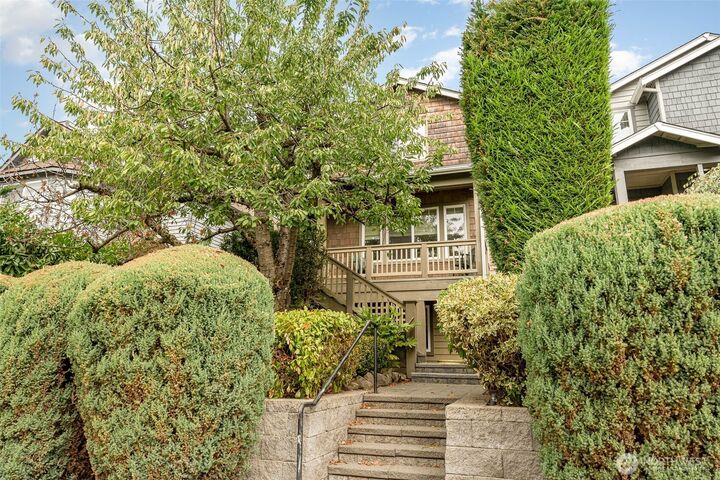 Property Photo: 2326 N 62nd Street WA 98103