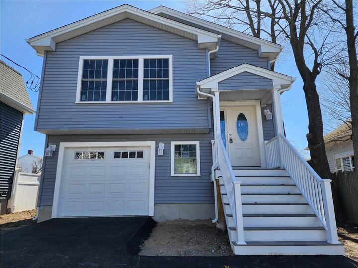 Property Photo:  68 Westwood Avenue  RI 02905 