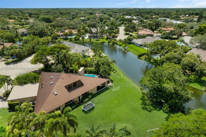 8925 SW 102nd Ter  Miami FL 33176 photo