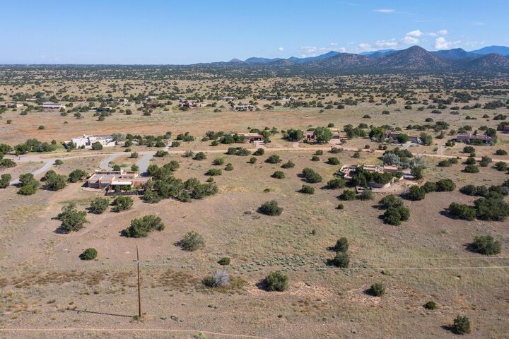 Property Photo: 5 Dovela Place NM 87508