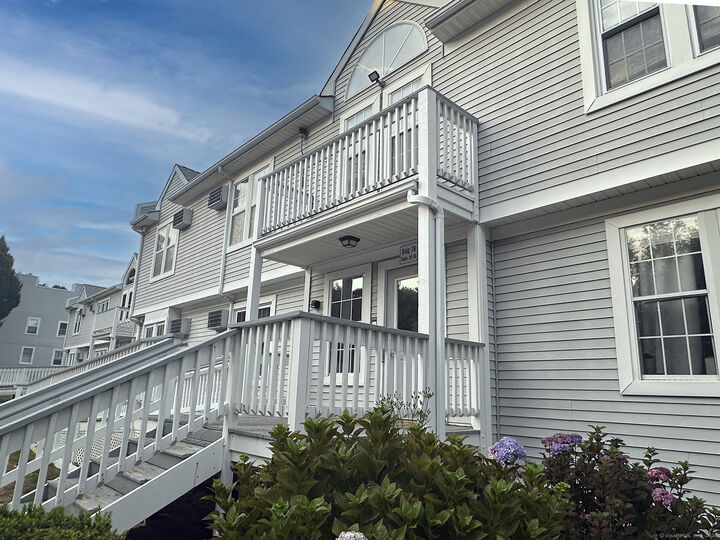 Property Photo:  82 Longview Street Apt 34  CT 06385 