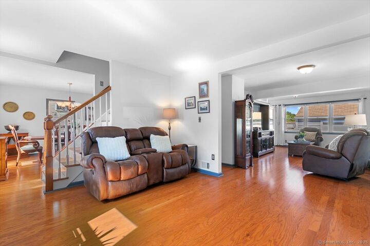 Property Photo:  27 South Kerema Avenue  CT 06460 