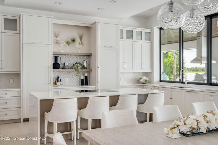 Property Photo: 4552 Tennyson Drive FL 32955