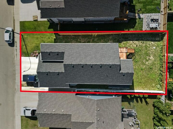 Property Photo: 755 Labine Court SK S7L 6C8