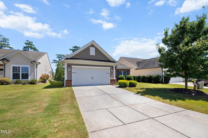 Property Photo:  2552 Kinglass Drive  NC 27526 