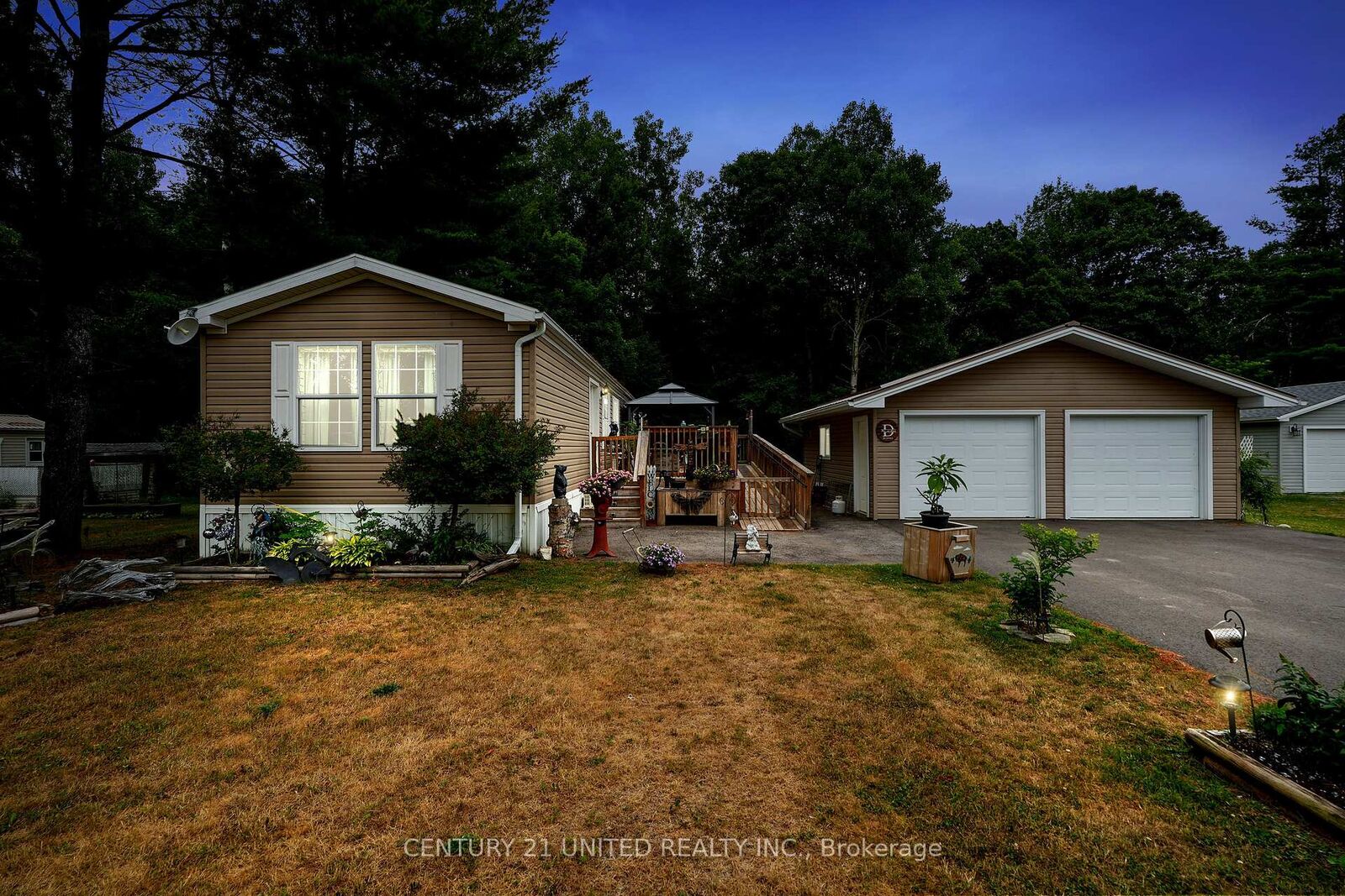 Property Photo:  77 Belmont Street  ON K0L 1Z0 