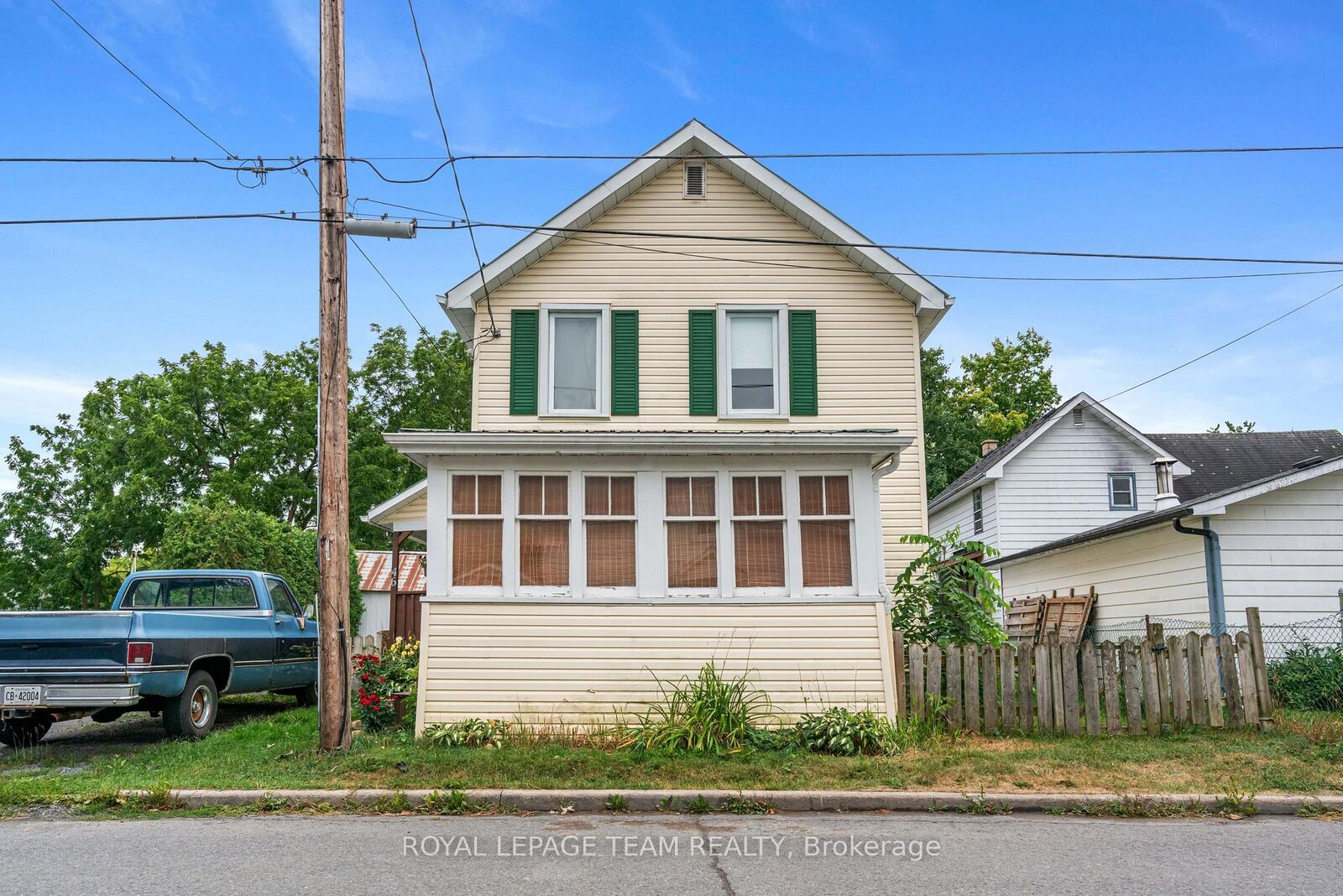 Property Photo:  46 Joseph Street  ON K0C 1H0 