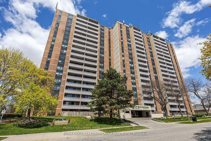 1210 Radom Street 307  Pickering ON L1W 2Z3 photo