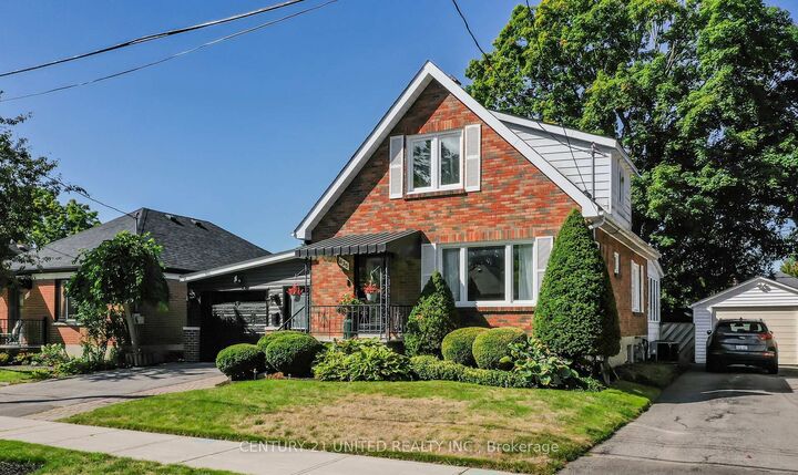 Property Photo:  635 Montrose Street  ON K9J 3C3 