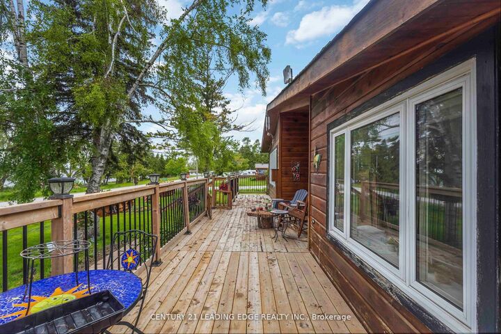 Property Photo: 164 Snug Harbour Road ON K9V 4R6
