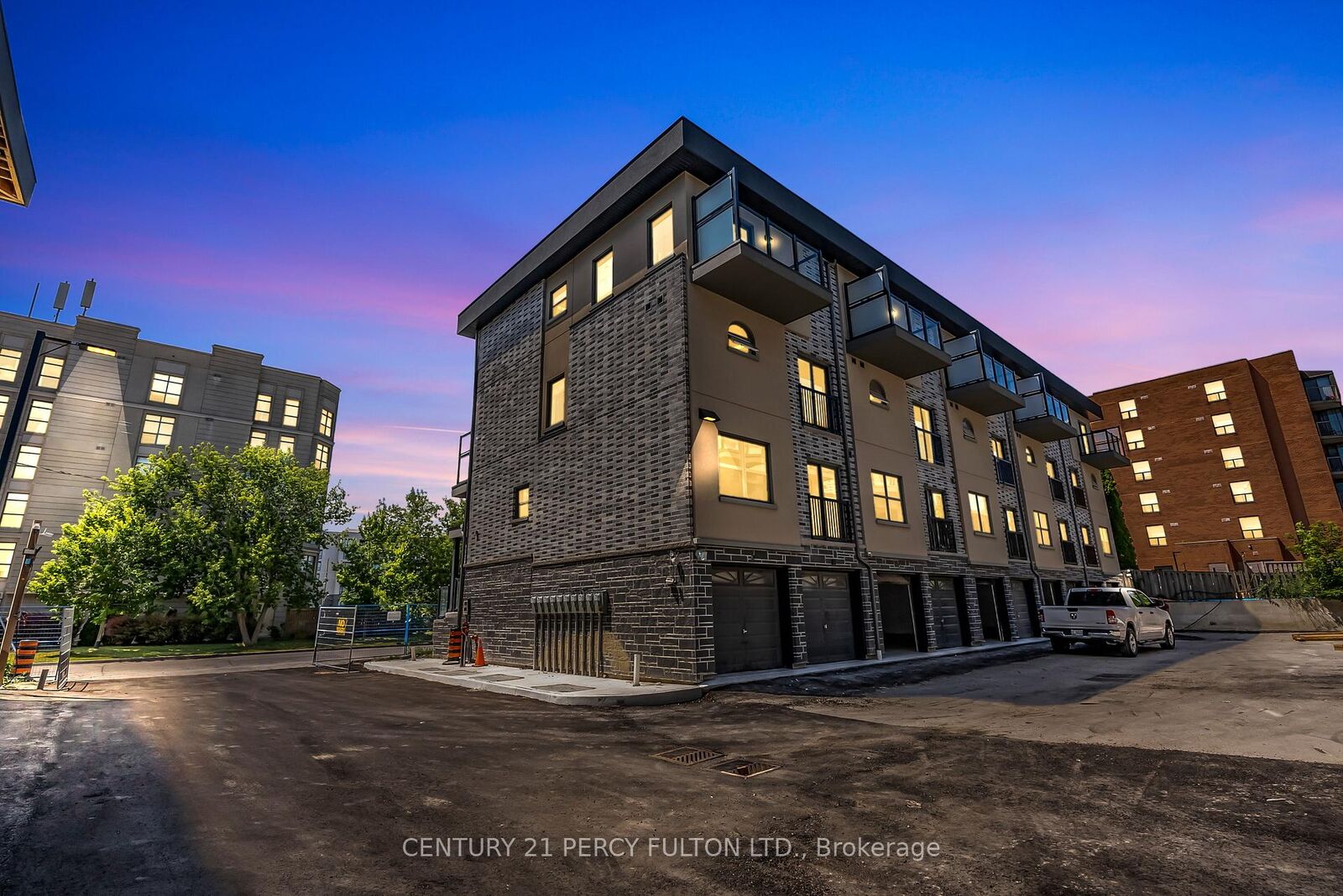 Photo de la propriété: 400 Mary Street 23 ON L1N 2P8