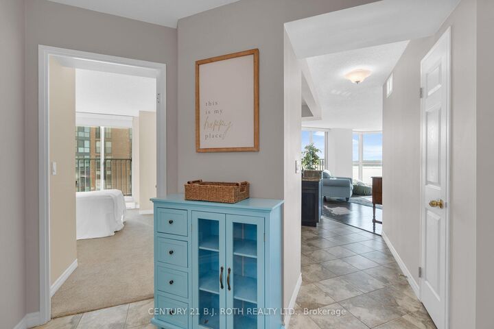 Property Photo: 140 Dunlop Street E 907 ON L4M 1B1