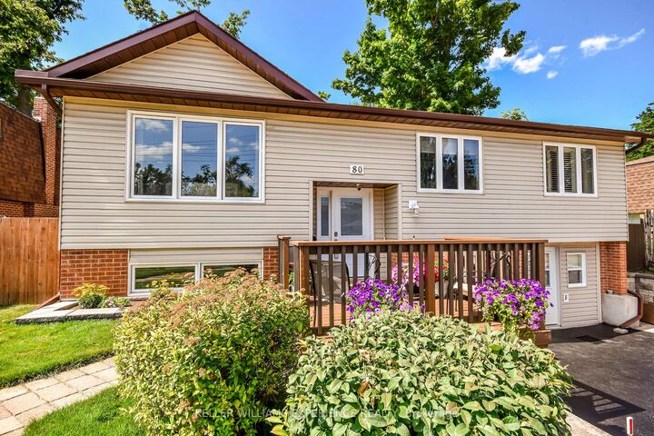 Property Photo: 80 Cundles Road E ON L4M 2Z7