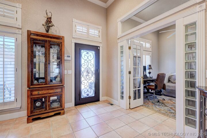 Property Photo:  940 Lou Allard Drive  OK 74030 