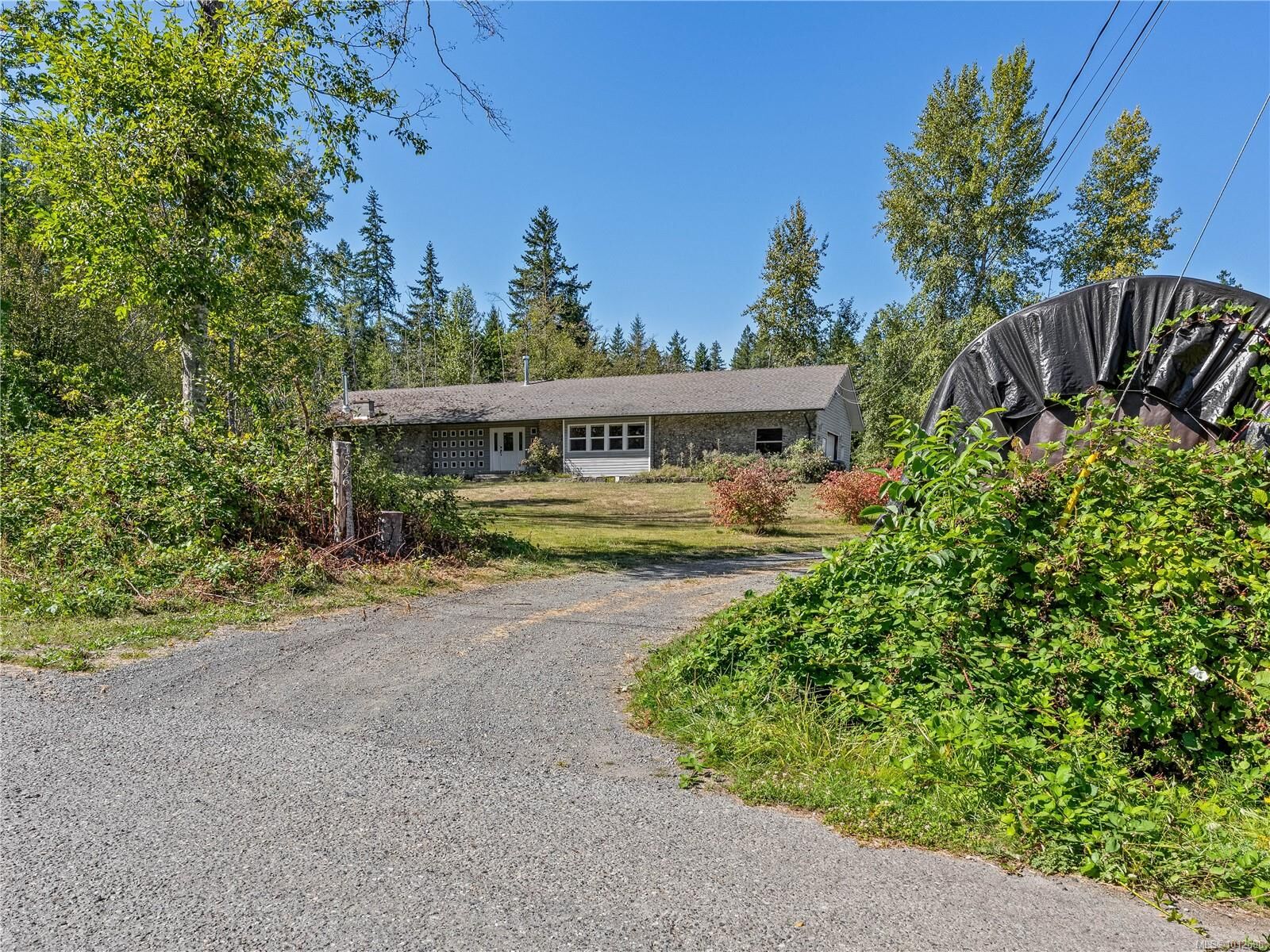 Property Photo: 1546 Grandom Pl BC V9X 1S5