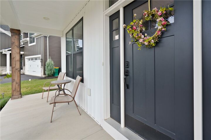 Property Photo:  121 Maggie Dr  PA 15330 