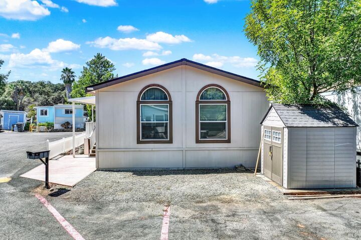 Property Photo: 700 Shady Glen Lane CA 95688