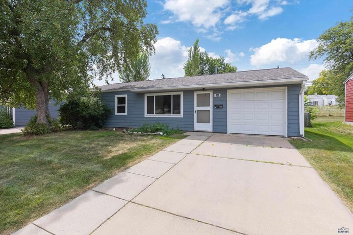 Property Photo:  121 E Fairmont Blvd  SD 57701 