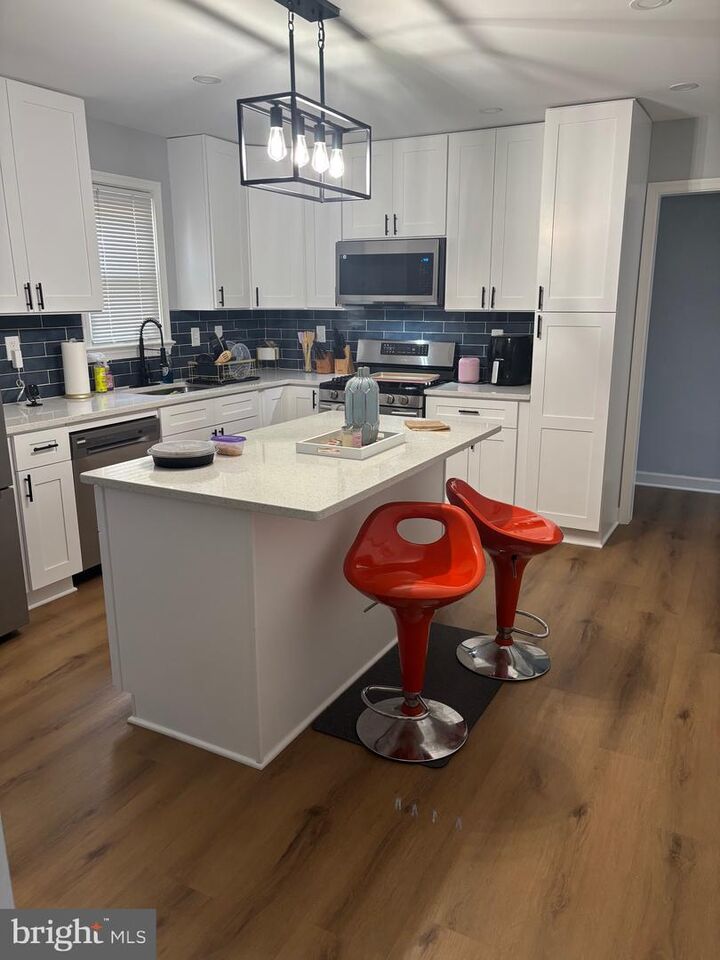 Property Photo: 1702 Rollins Place MD 20743