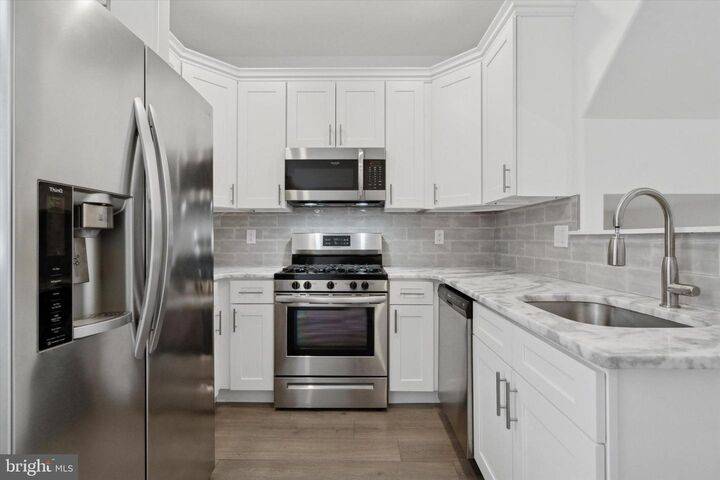 Property Photo:  1924 N Orianna Street  PA 19122 
