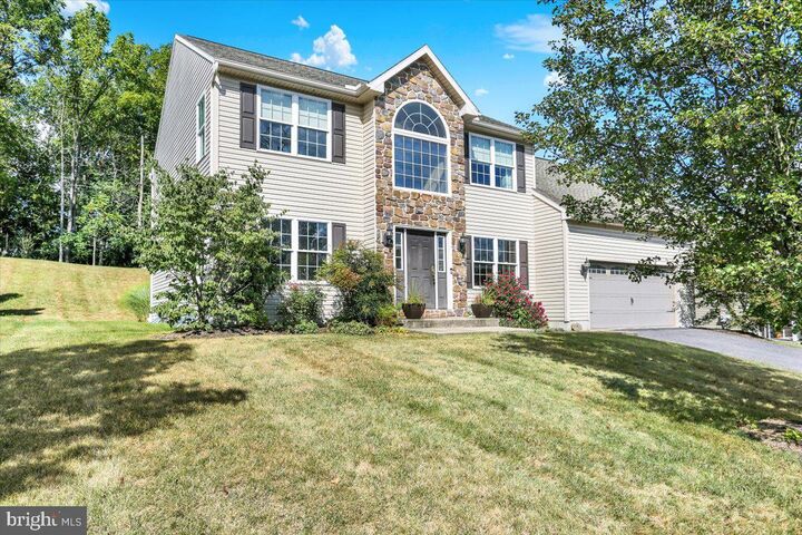 21 Sawgrass Drive  Reading PA 19606 photo
