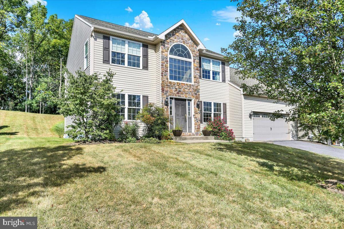 Property Photo: 21 Sawgrass Drive PA 19606