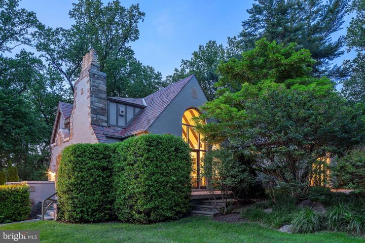 Property Photo: 302 Ellsworth Drive MD 20910