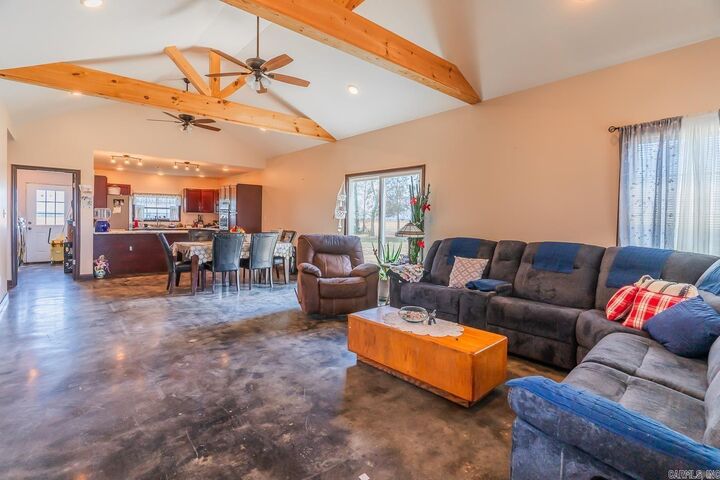 Property Photo: 1059-1069 County Road 973 AR 72437