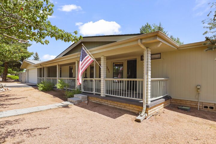 Property Photo:  105 S Pinecrest Road  AZ 85541 