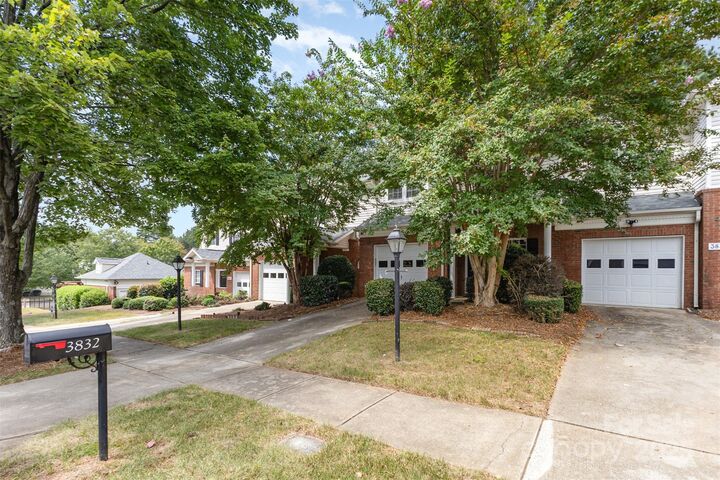 Property Photo: 3832 Thomas Ridge Drive NC 28269